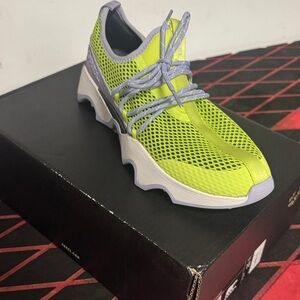 SOREL KINETIC IMPACT II lace shoes NWT SIZE 10 and 9 NEW AMAZING